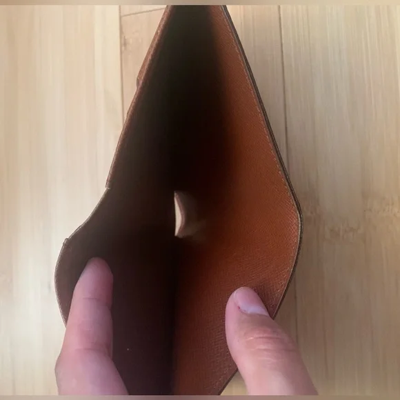 Louis Vuitton Unisex card wallet